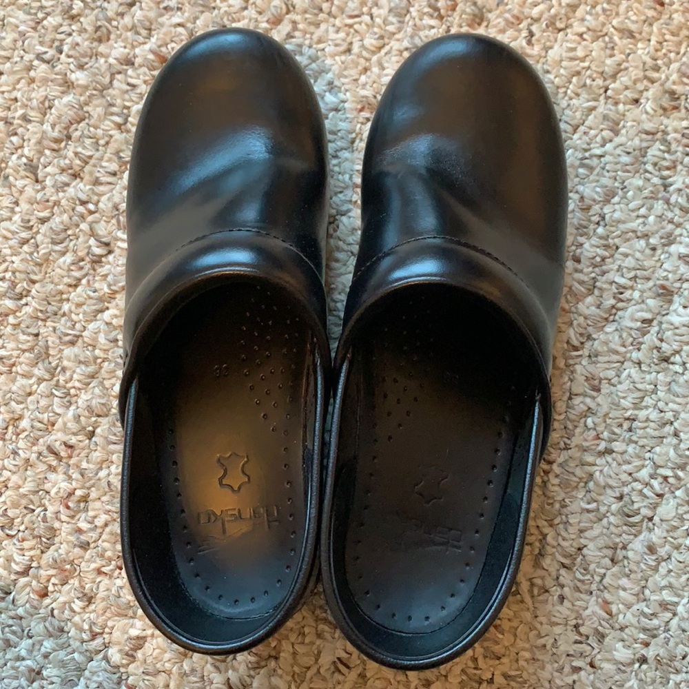 dansko clogs